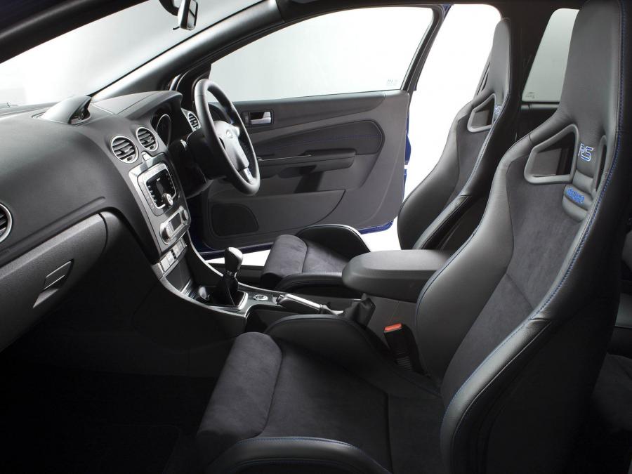  Ford Focus RS 2009 года  (фото 74 из 105)